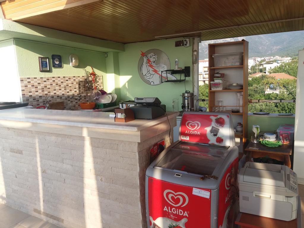 Guzelcamlı Zeus Apart Pansiyon מראה חיצוני תמונה